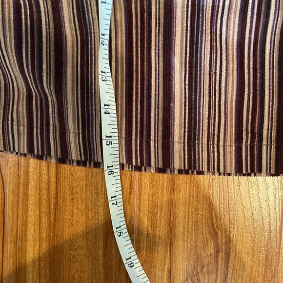 Cute American eagle corduroy mini skirt - Picture 7 of 7